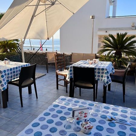 L'Onda Bed and Breakfast Marina di Ragusa Exteriör bild