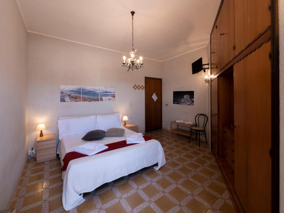 L'Onda Bed and Breakfast Marina di Ragusa Exteriör bild